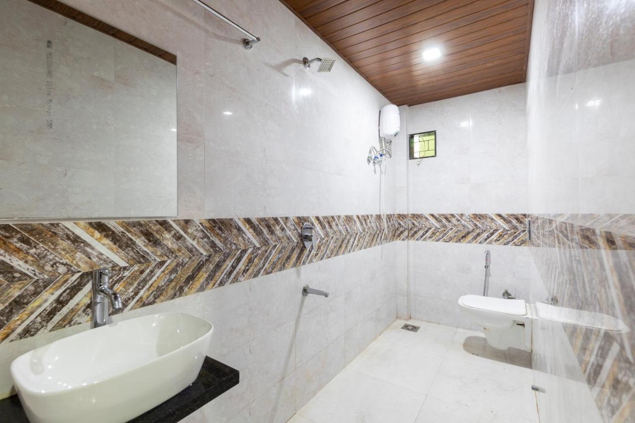 Hotel Samrat Palace Мумбаи Экстерьер фото