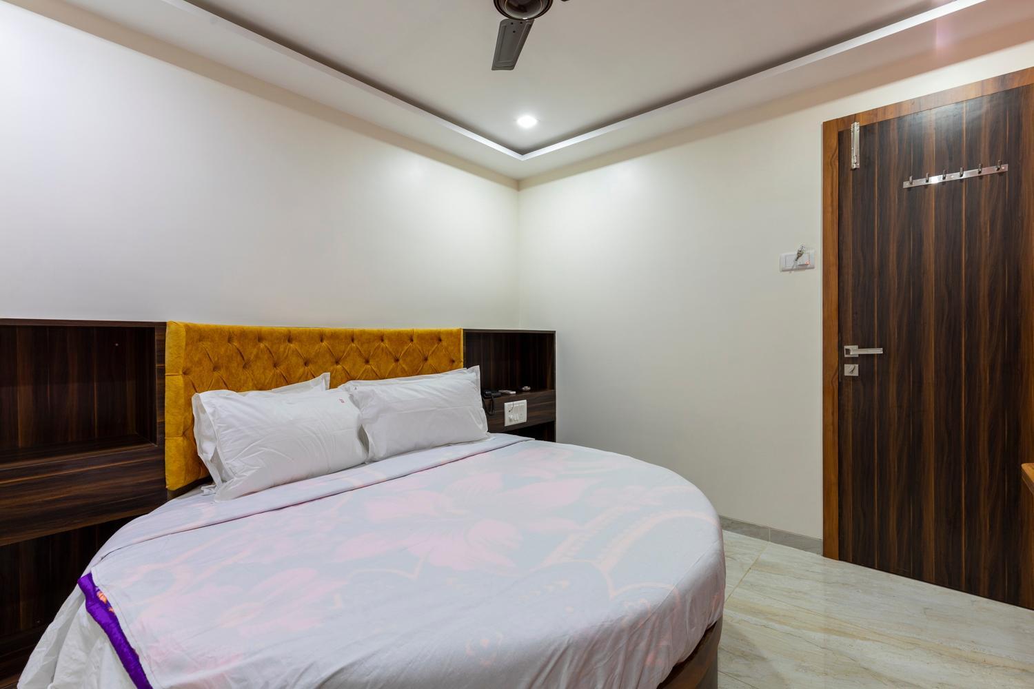 Hotel Samrat Palace Мумбаи Экстерьер фото
